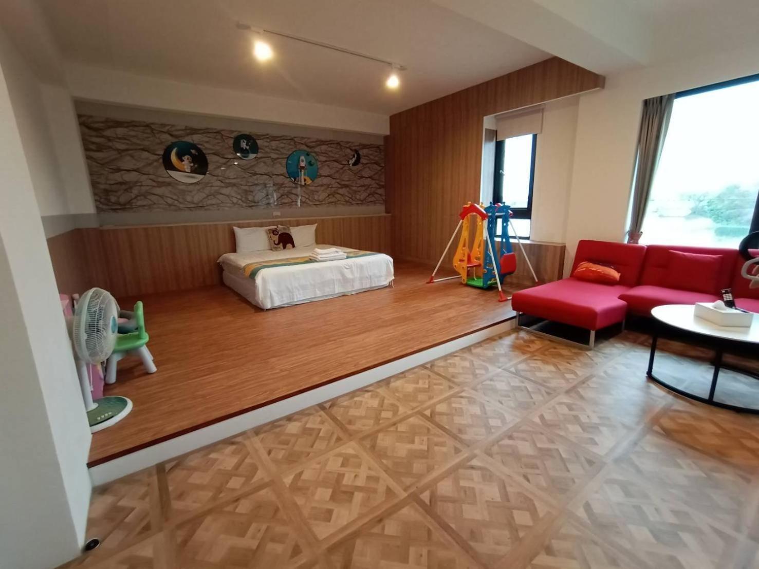 Namek Guesthouse Luodong Exterior photo