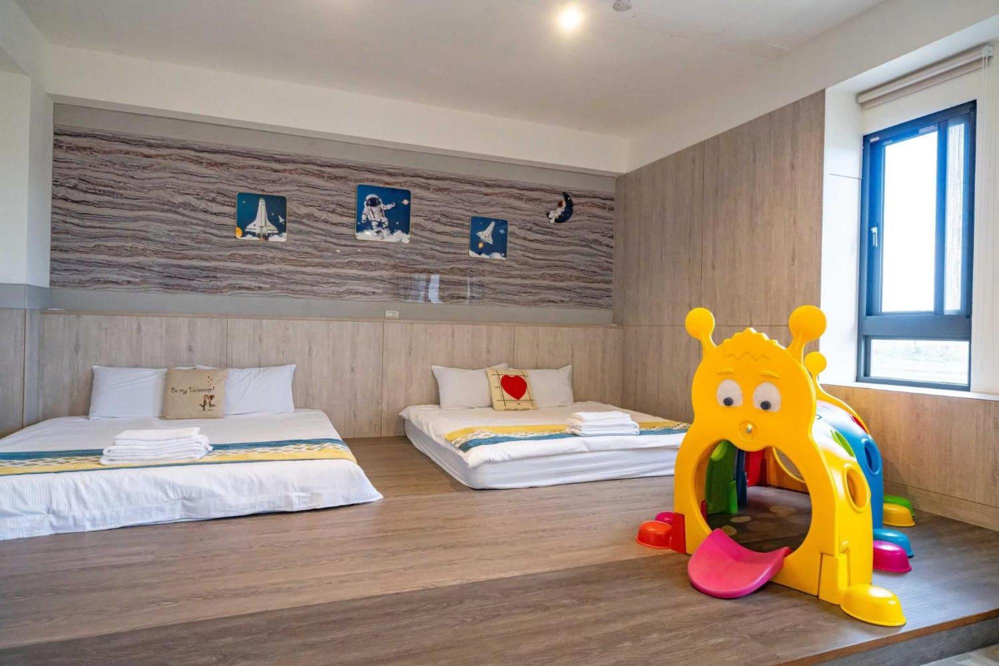 Namek Guesthouse Luodong Exterior photo